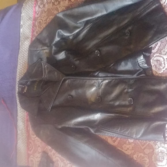 Danier genuine leather jacket - Picture 2 of 5